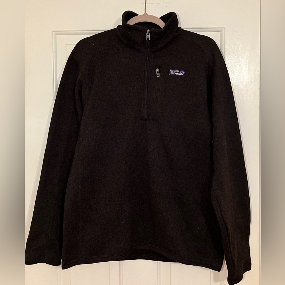 Men’s Patagonia Better Sweater- 1/4 Zip with zip pocket beside logo.